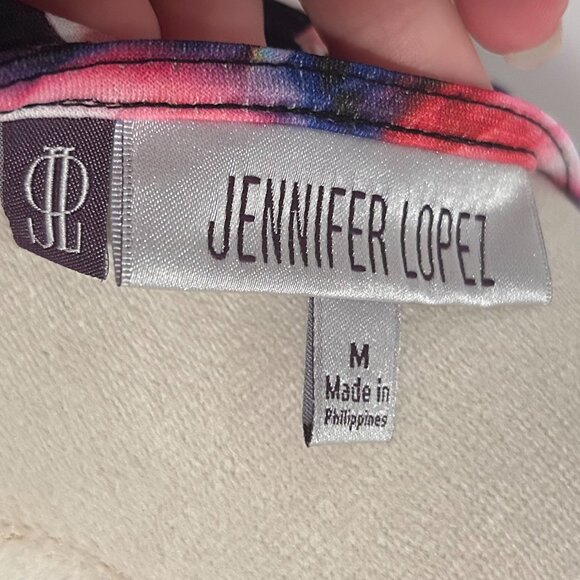 Jennifer Lopez Ruched Floral Top - Picture 3 of 3